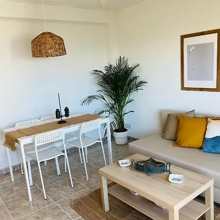 A 20m De La Playa Apartamento